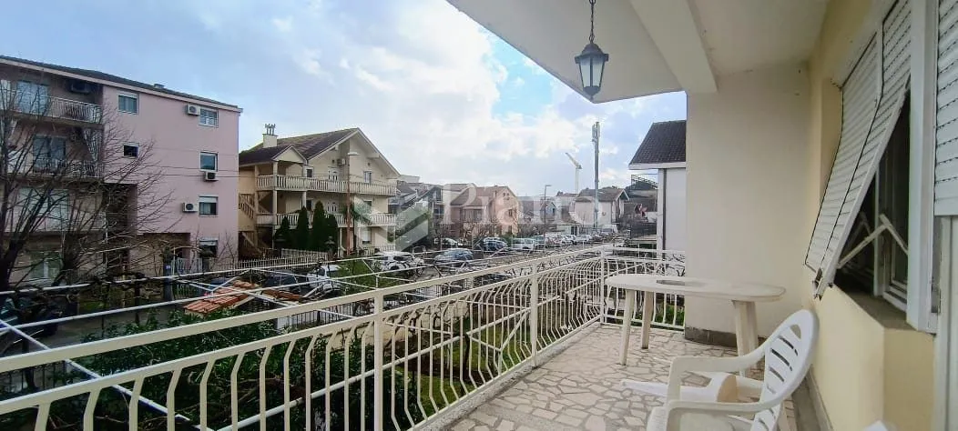 Rent, two bedroom apartment, 82m², Stari Aerodrom, Podgorica