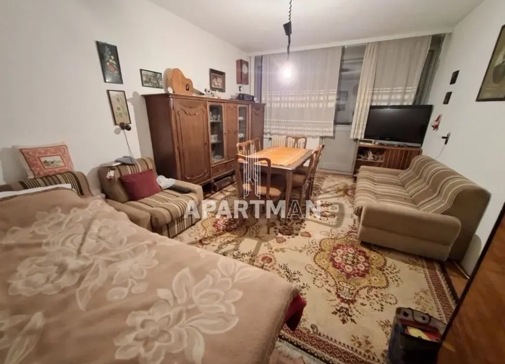 Prodaja, jednosoban stan, 42m², Zemun Sve Podlokacije, Beograd