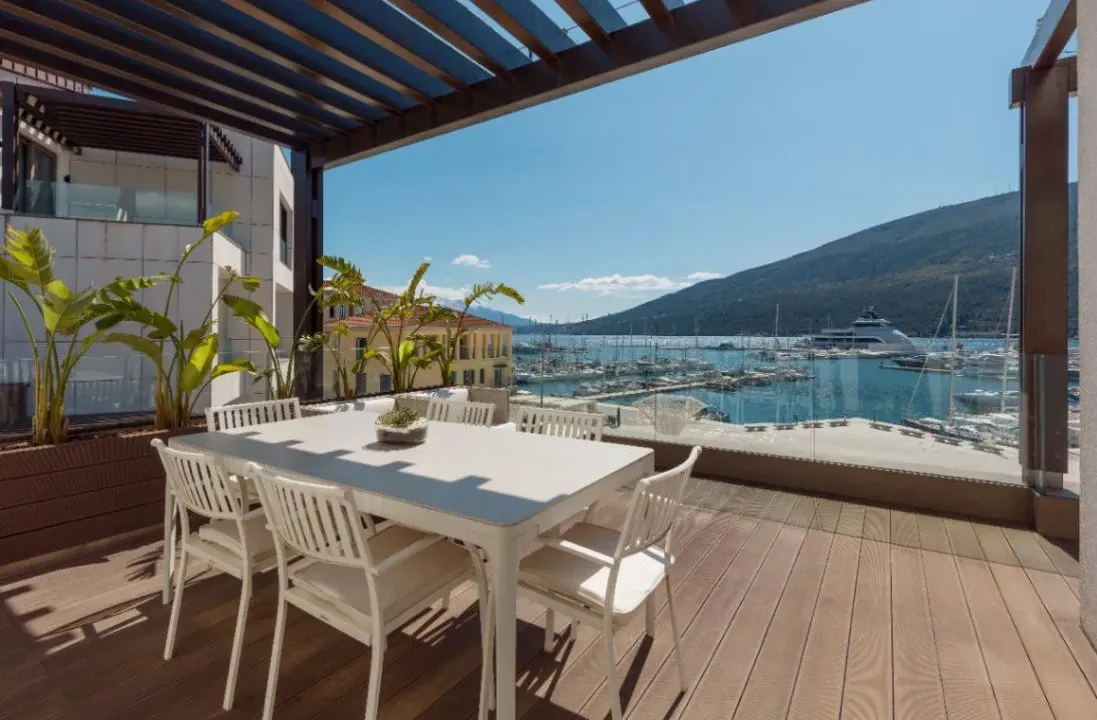 Sale, two bedroom apartment, 156m², Portonovi, Herceg Novi