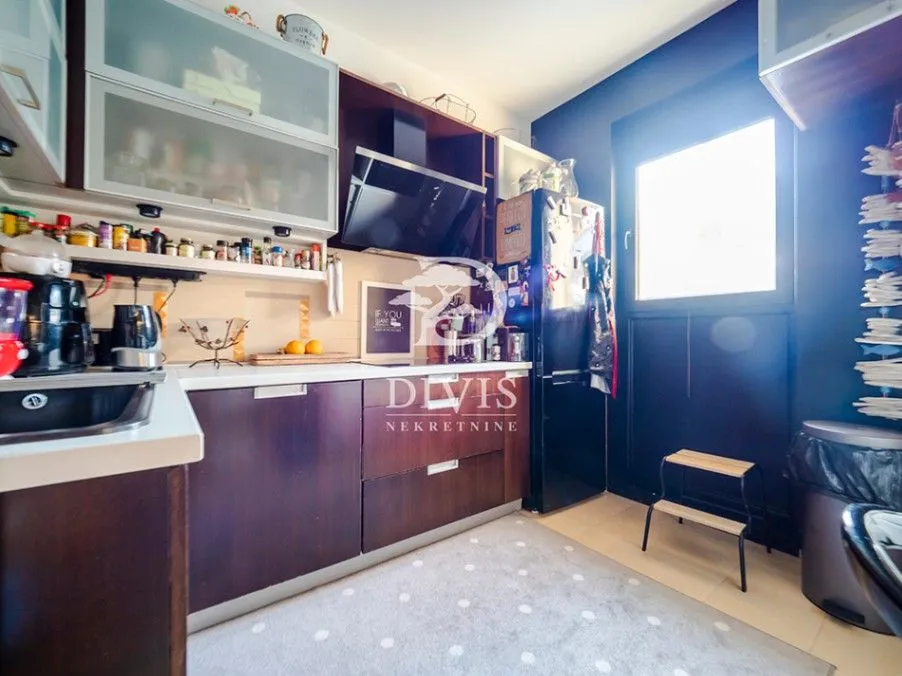 Sale, four bedroom apartment, 124m², Savski Venac, Beograd