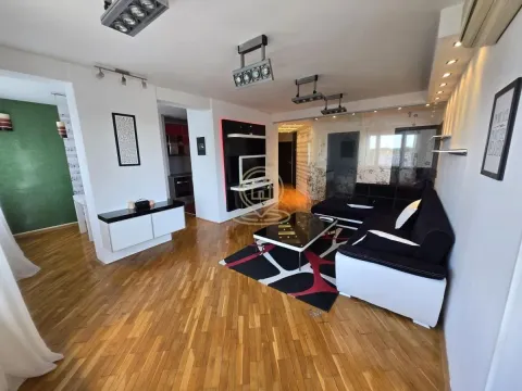 Stan in Voždovac Sve Podlokacije