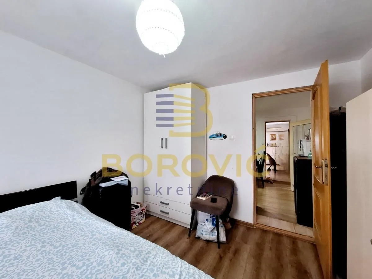 Sale, house, 80m², Voždovac Sve Podlokacije, Beograd