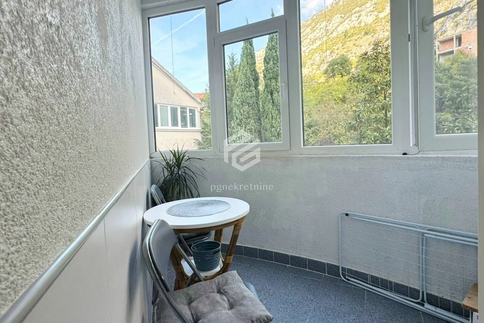 Prodaja, dvosoban stan, 48m², Kotor, Crna Gora