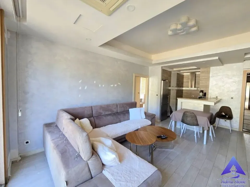 Rent, three bedroom apartment, 90m², Rozino, Budva
