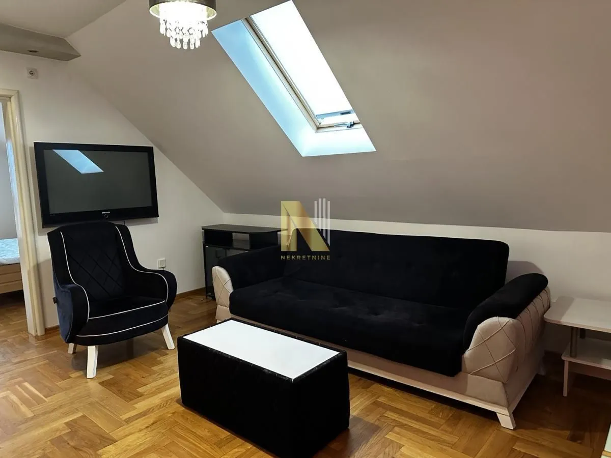 Izdavanje, dvosoban stan, 51m², Sajmište, Novi Sad