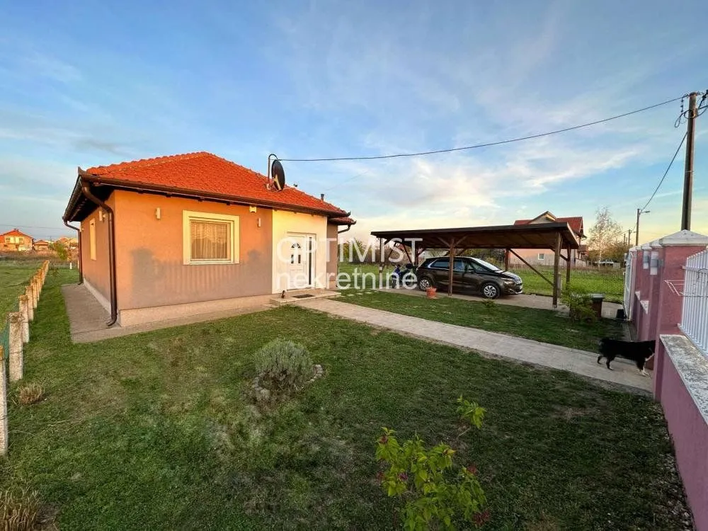 Prodaja, kuća, 110m², Zemun Ugrinovci, Zemun Sve Podlokacije