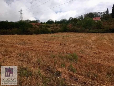 Zemljište in Mislodjin