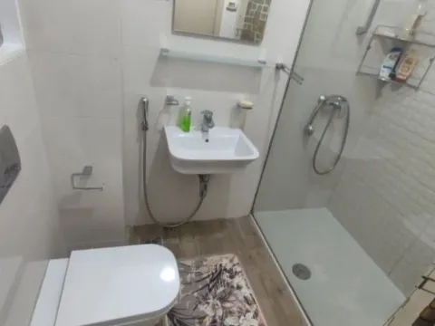 Izdavanje, jednosoban stan, 54m², City Kvart, Podgorica - image 12