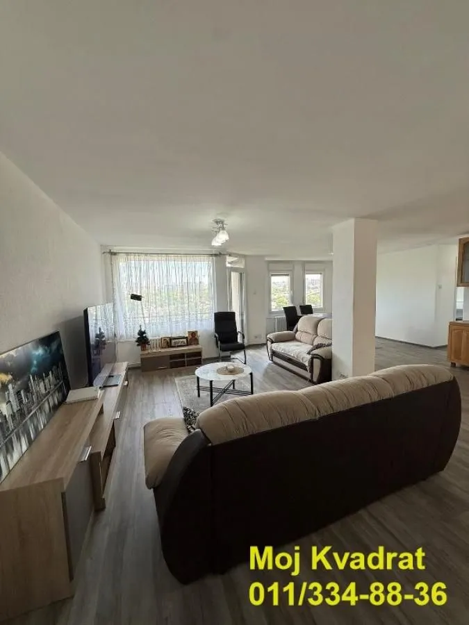 Izdavanje, trosoban stan, 89m², Novi Beograd Blok 19, Novi Beograd Sve Podlokacije