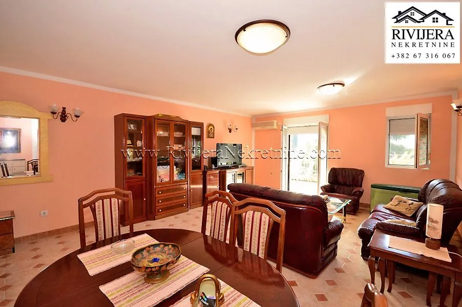 Prodaja, trosoban stan, 76m², Topla, Herceg Novi
