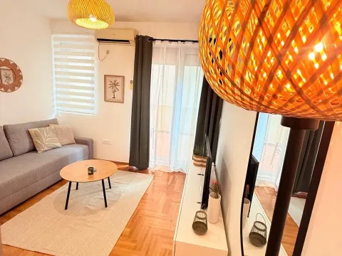 Sale, studio apartment, 35m², Velji Vinogradi, Budva - image 2