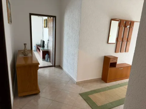 Rent, two bedroom apartment, 69m², Centar, Bar - image 5