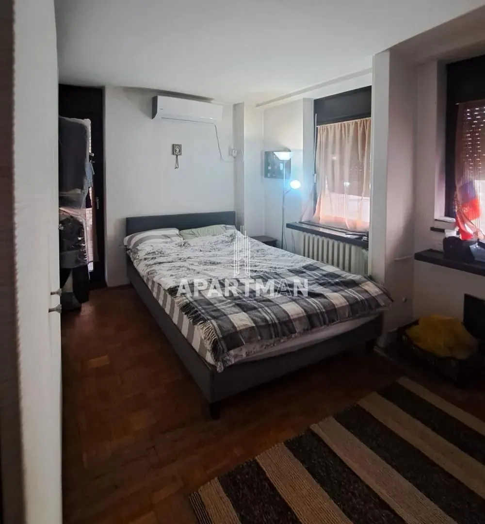 Sale, four bedroom apartment, 109m², Vračar Sve Podlokacije, Beograd