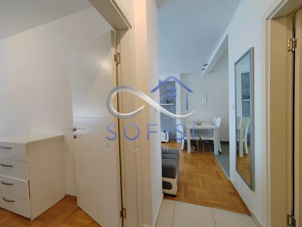 Prodaja, dvosoban stan, 39m², Grbavica, Novi Sad Sve Podlokacije