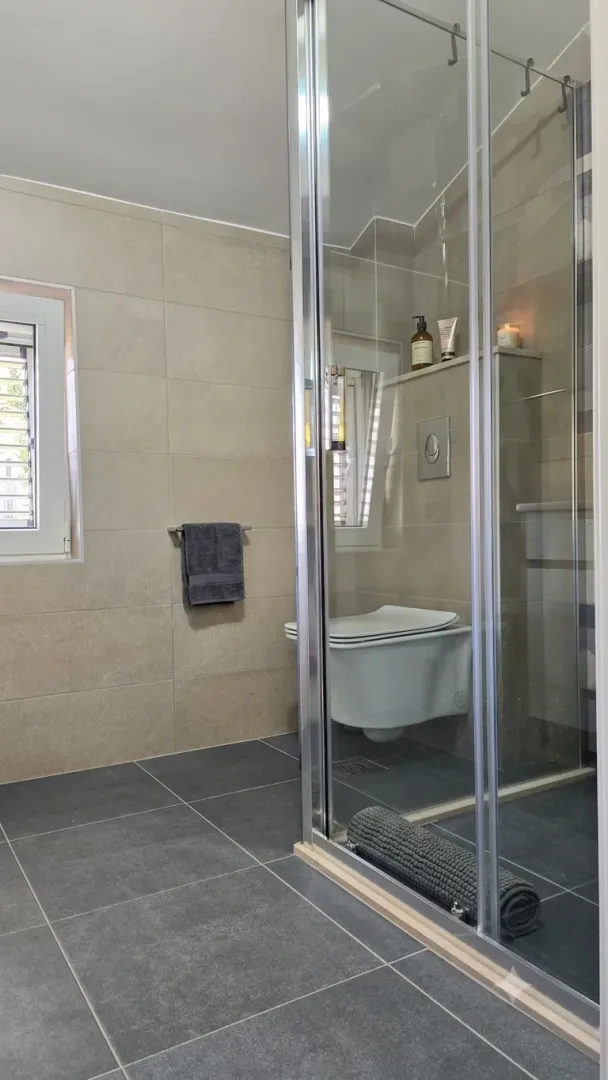 Izdavanje, jednosoban stan, 60m², Momišići, Podgorica