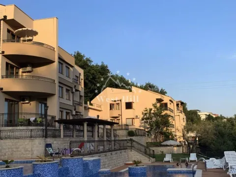 Sale, one bedroom apartment, 95m², Herceg Novi, Crna Gora - image 9