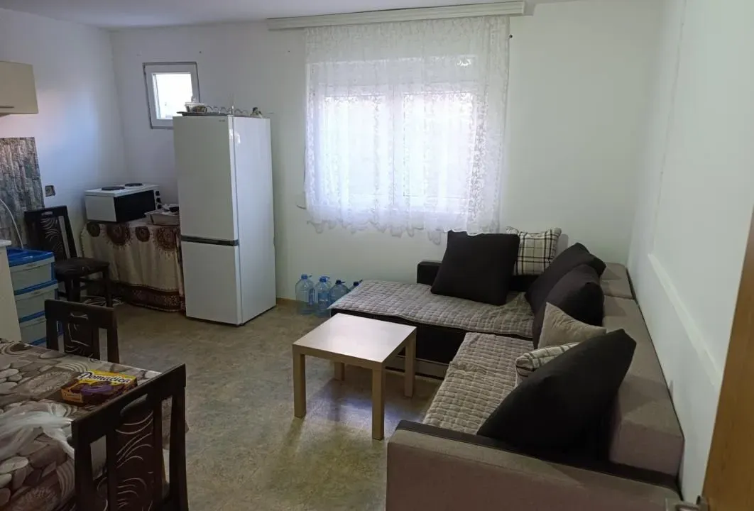 Rent, house, 90m², Šušanj, Bar