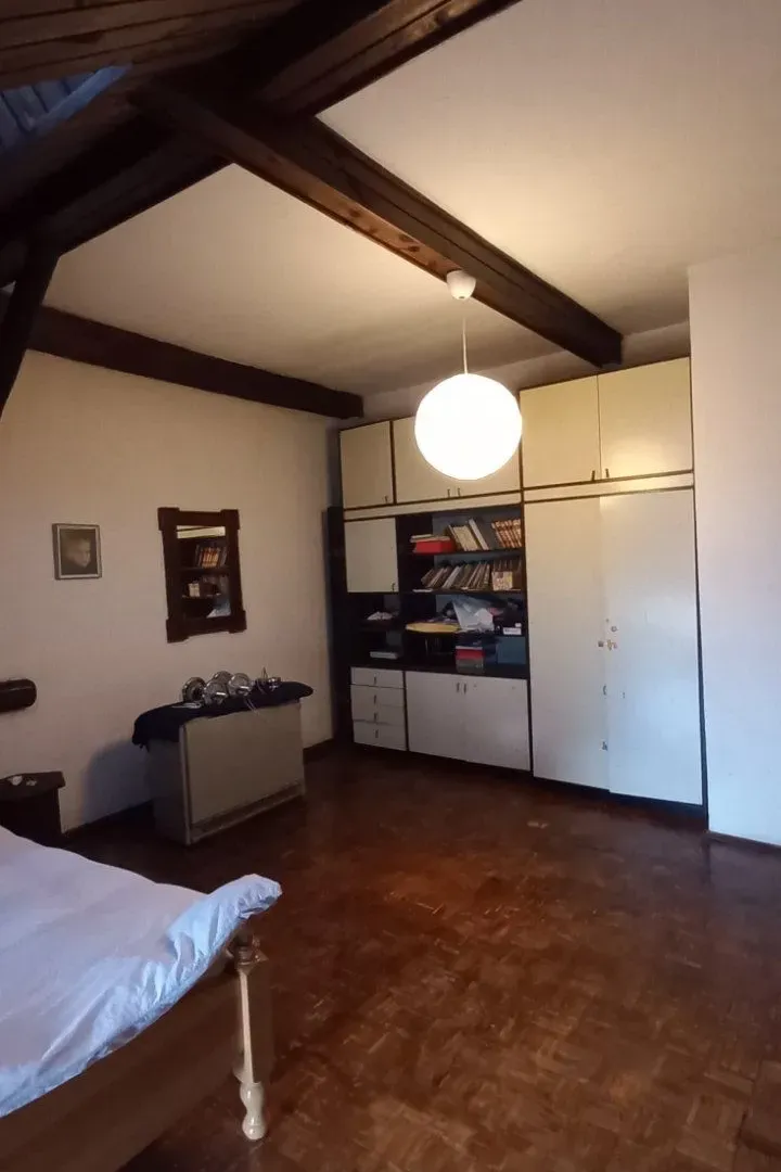 Prodaja, trosoban stan, 100m², Profesorska Kolonija, Palilula Sve Podlokacije