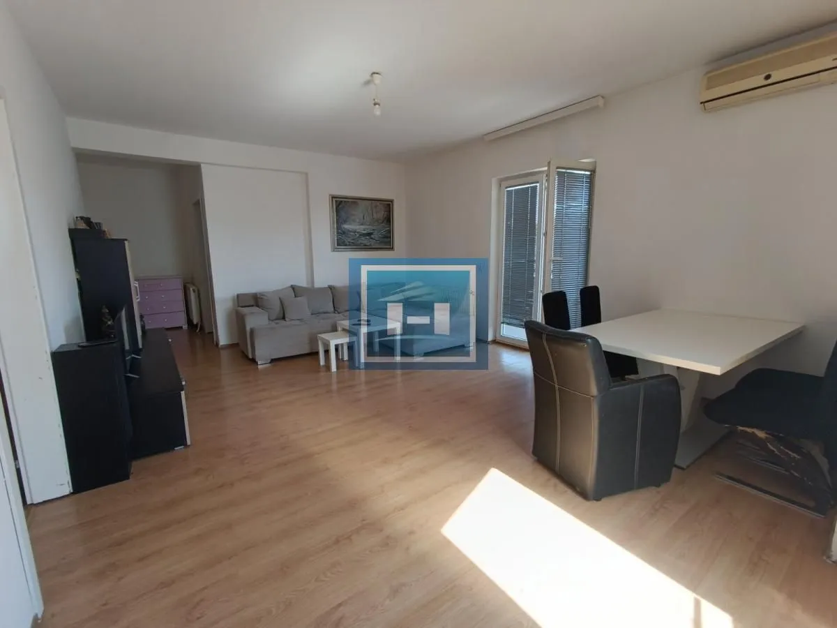 Prodaja, dvosoban stan, 63m², Centar, Jagodina