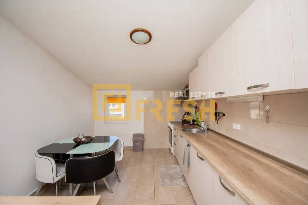 Rent, two bedroom apartment, 79m², Centar, Podgorica