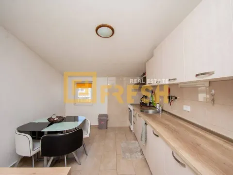 Izdavanje, dvosoban stan, 79m², Centar, Podgorica - image 8