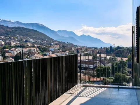 Prodaja, trosoban stan, 102m², Boka Place, Tivat - image 2