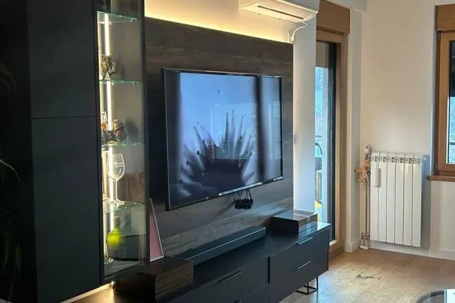 Prodaja, trosoban stan, 70m², Zemun Polje, Beograd