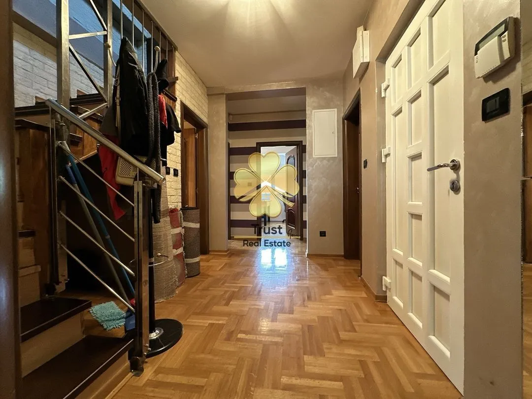 Sale, three bedroom apartment, 140m², Tološi, Podgorica
