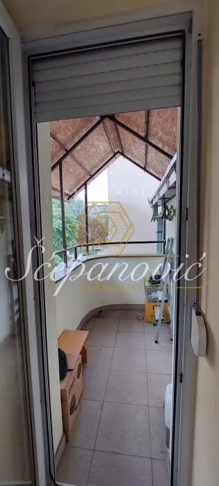 Prodaja, trosoban stan, 63m², Betanija, Novi Sad Sve Podlokacije