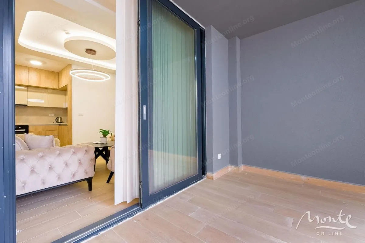 Prodaja, garsonjera, 57m², Rafailovići, Budva