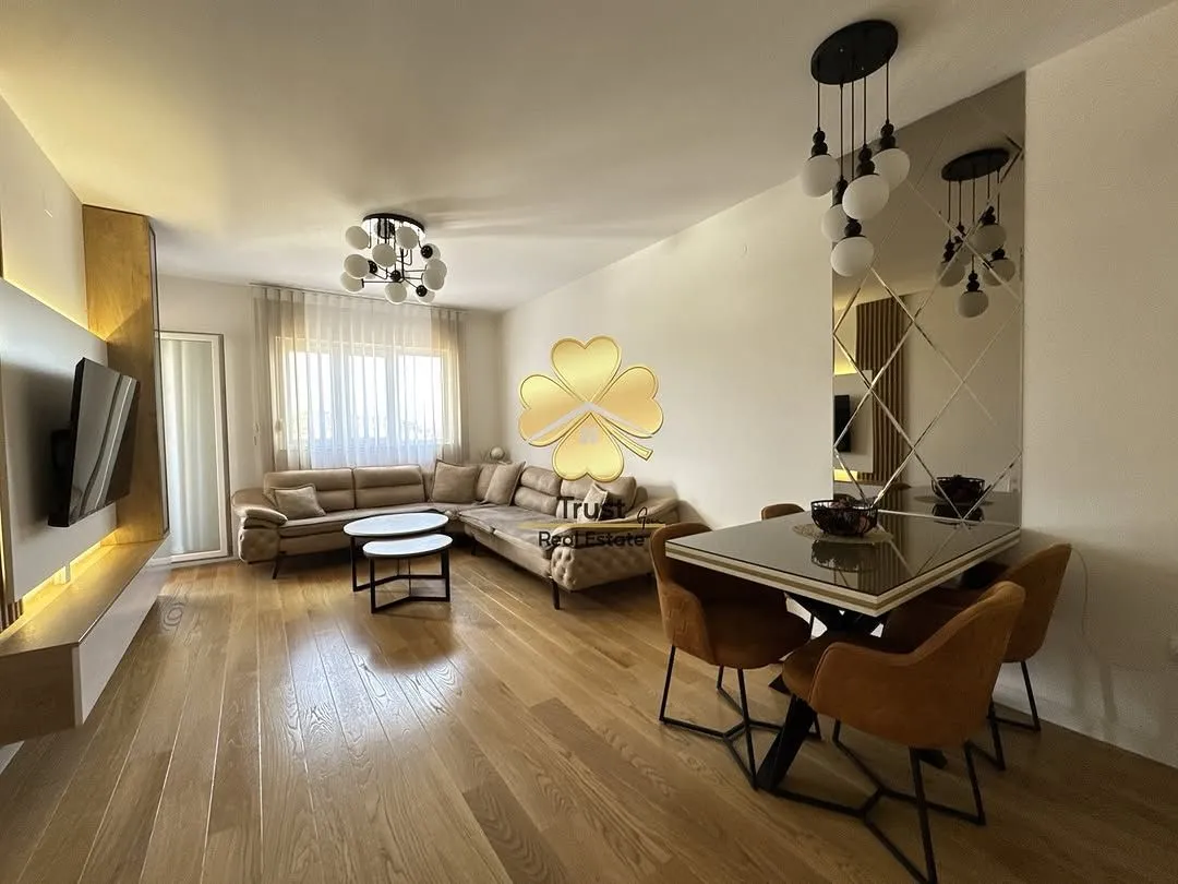 Rent, two bedroom apartment, 75m², Central Point, Podgorica