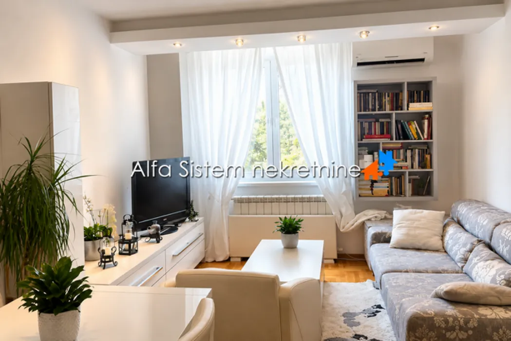Izdavanje, dvosoban stan, 40m², Voždovac Sve Podlokacije, Beograd