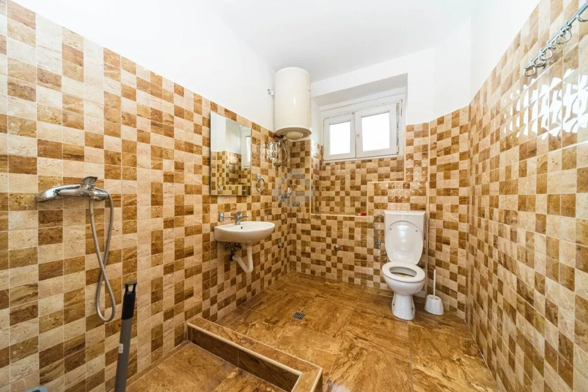 Rent, office space, 65m², Masline, Podgorica