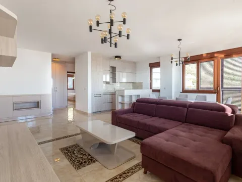 Prodaja, dvosoban stan, 95m², Bečići, Budva - image 2