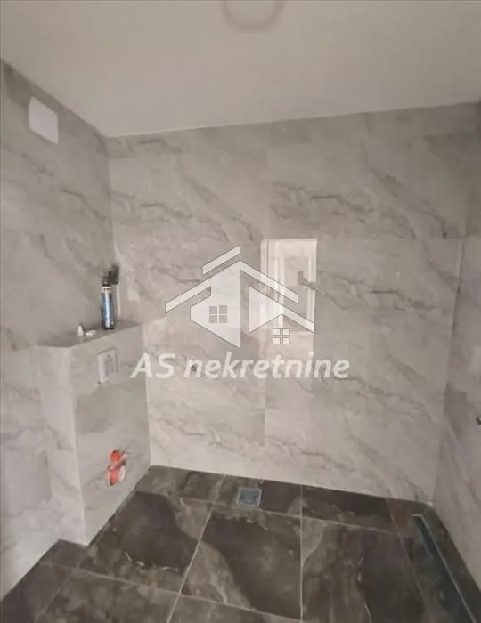 Sale, apartment, 58m², Zemun Cara Dušana, Zemun Sve Podlokacije
