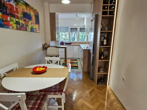 Prodaja, dvosoban stan, 95m², Drpe Mandića, Podgorica - image 12