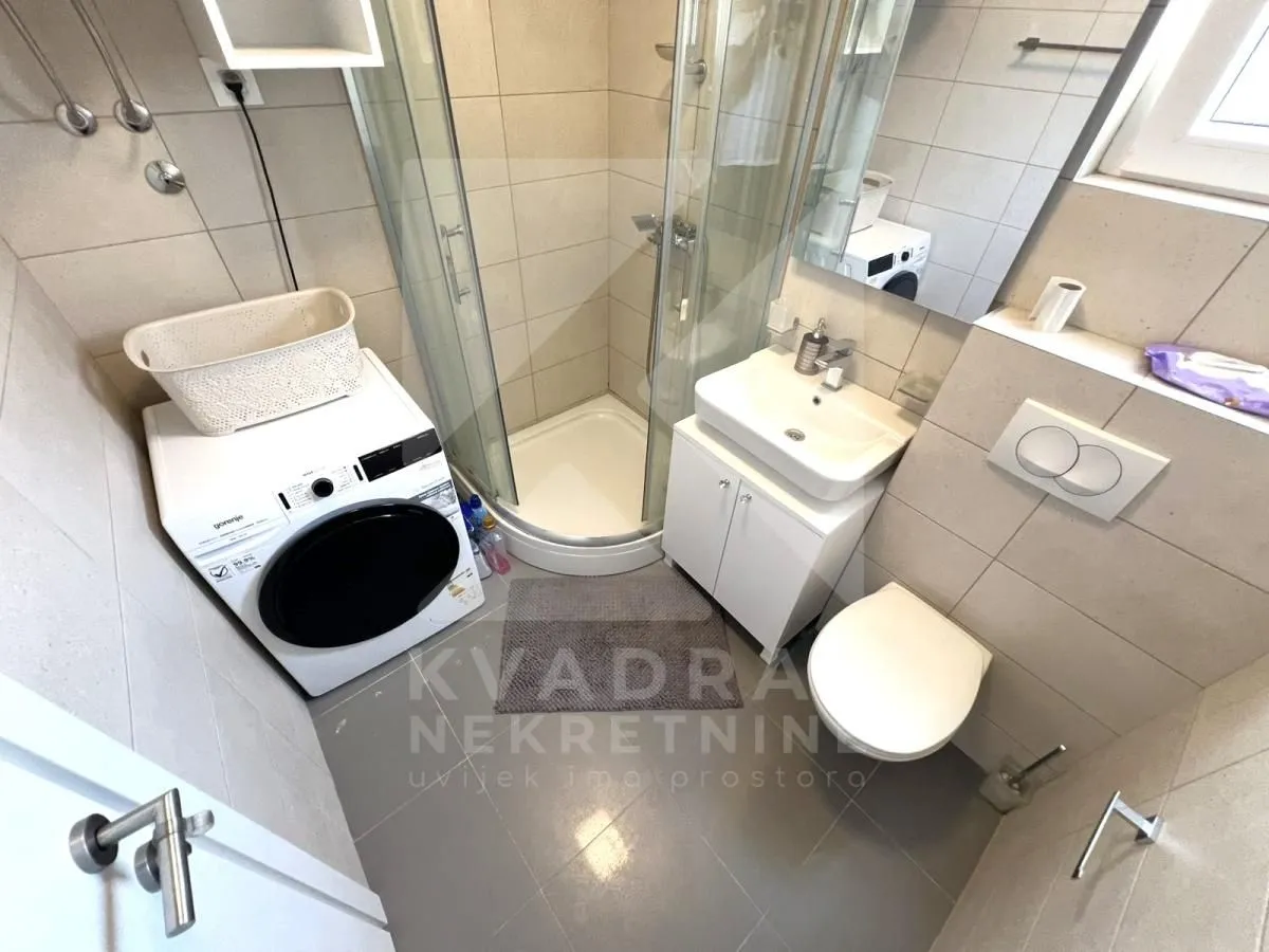 Izdavanje, jednosoban stan, 48m², Stari Aerodrom, Podgorica