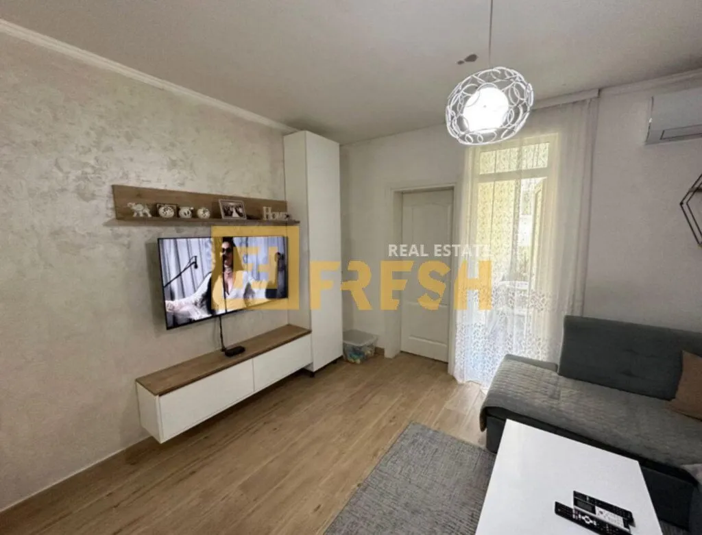 Prodaja, dvosoban stan, 48m², Kotor, Crna Gora