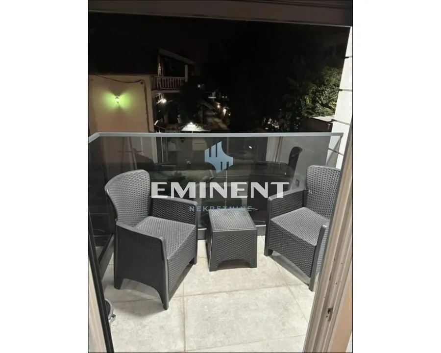 Rent, two bedroom apartment, 46m², Zemun Gornji Grad, Zemun Sve Podlokacije