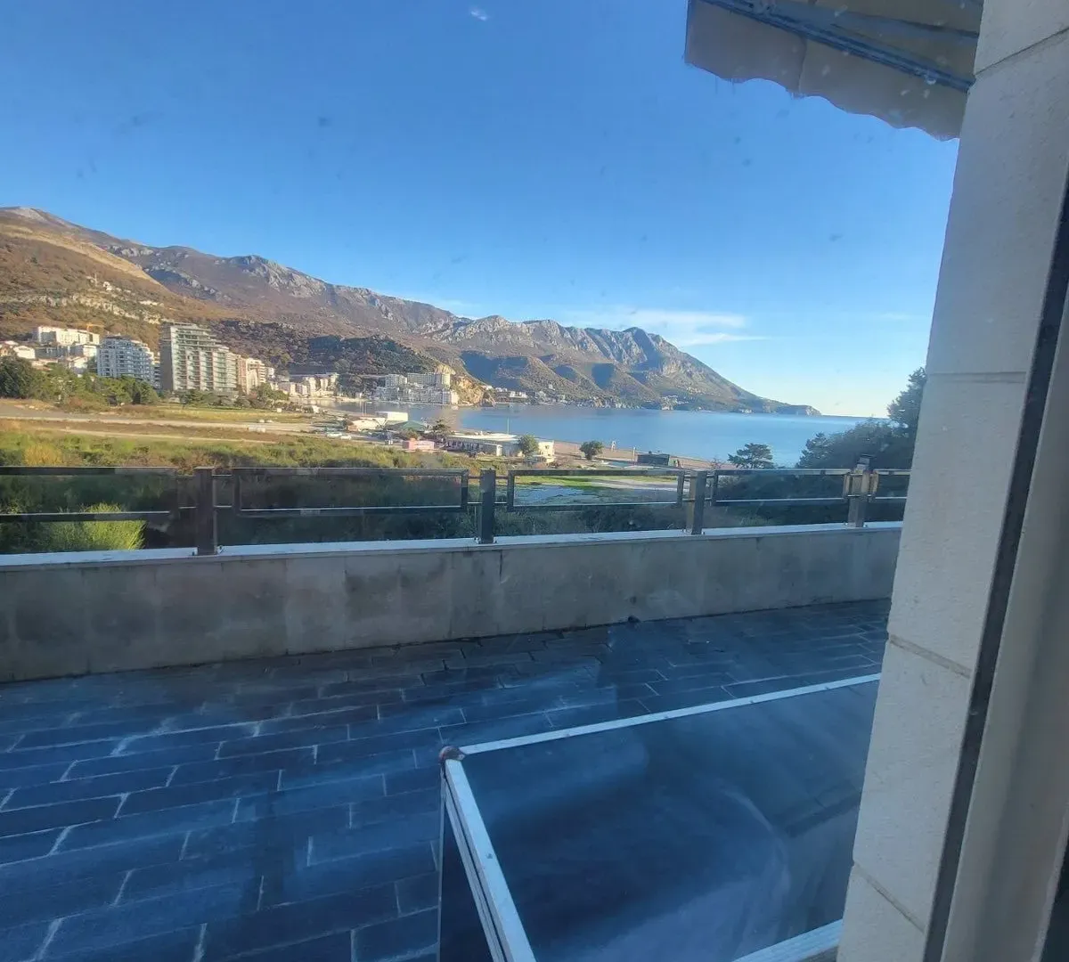 Sale, two bedroom apartment, 111m², Bečići, Budva