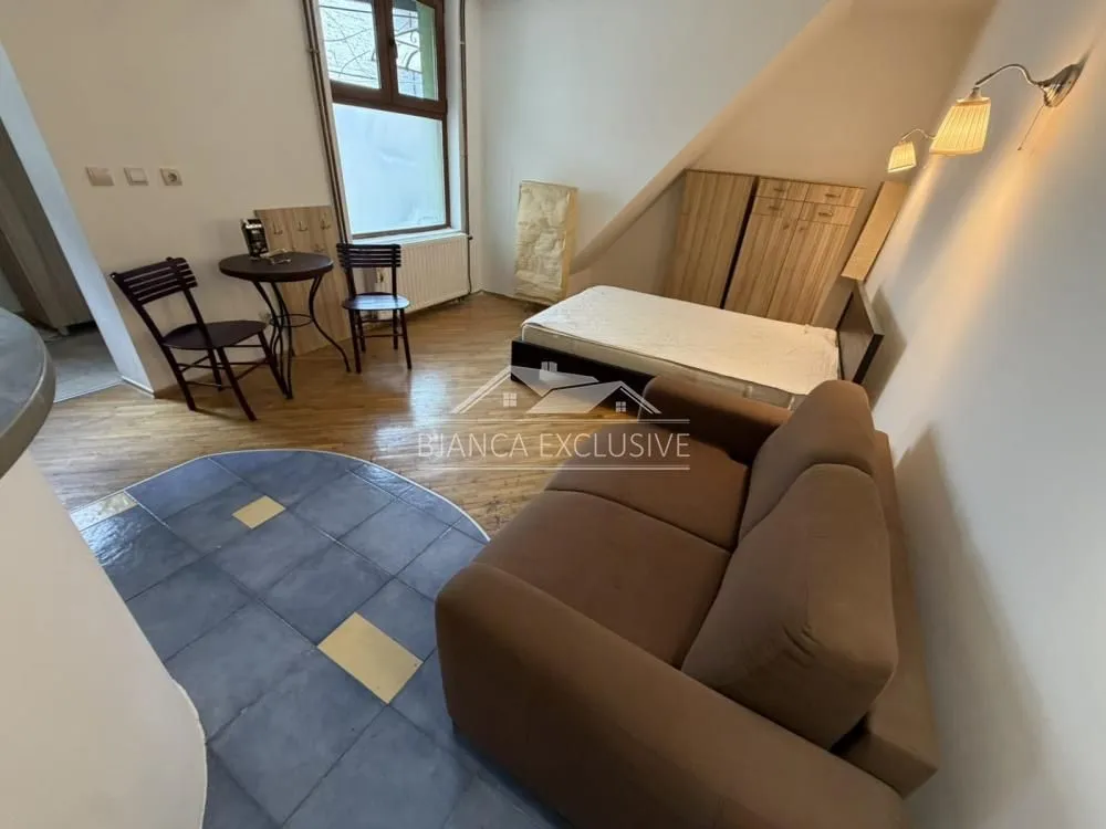 Prodaja, stan, 166m², Vračar Sve Podlokacije, Beograd