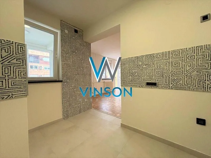 Prodaja, dvosoban stan, 64m², Adamovićevo Naselje, Novi Sad Sve Podlokacije