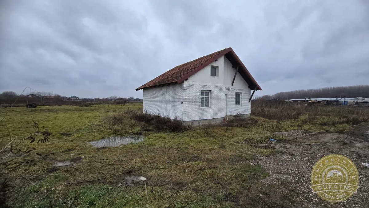 Izdavanje, kuća, 65m², Petrovaradin, Novi Sad