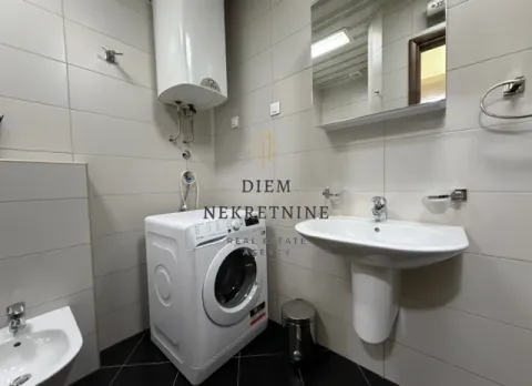 Rent, two bedroom apartment, 72m², Podgorica, Crna Gora - image 5