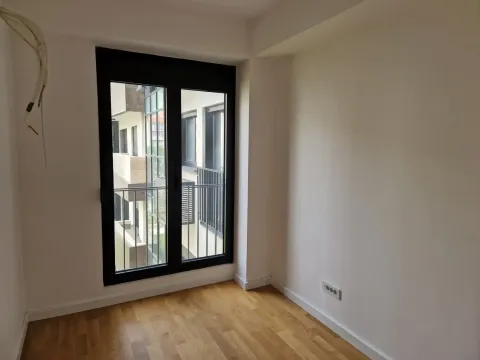 Prodaja, stan, 91m², Tivat, Crna Gora - image 2