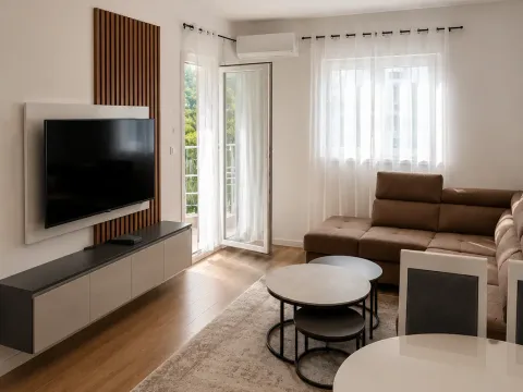 Rent, one bedroom apartment, 47m², Stari Aerodrom, Podgorica - image 2