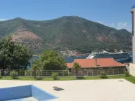 Prodaja,  kuća, 75m2, Kotor