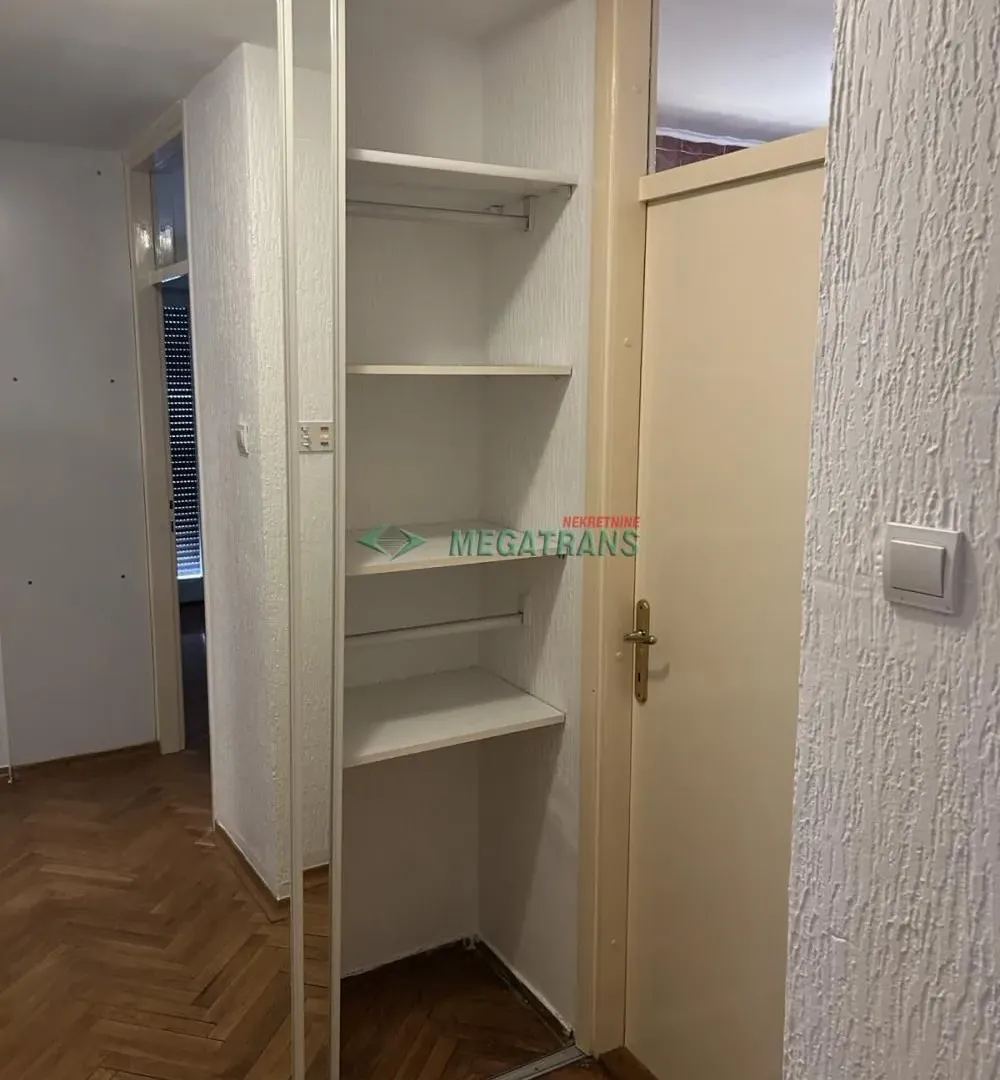 Prodaja, dvosoban stan, 63m², Sajam, Novi Sad Sve Podlokacije