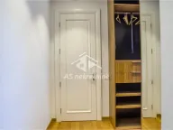 Izdavanje, stan, 188m², Kalenić Pijaca, Vračar Sve Podlokacije - image 24