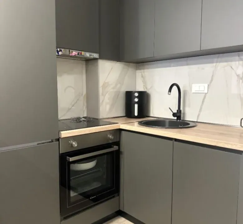 Prodaja, jednosoban stan, 46m², Radanovići, Kotor